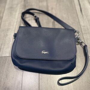 Lacoste Crossbody handbag with removable straps. navy blue in great condition